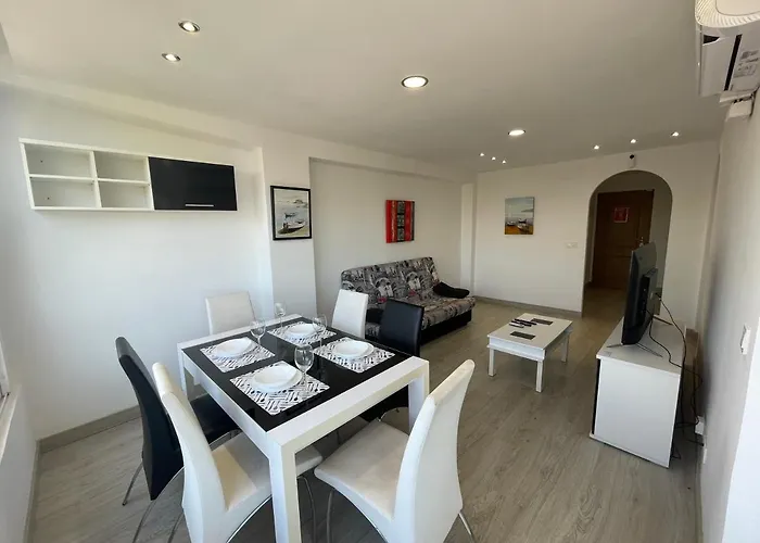 Nice Apartment Near The Sea