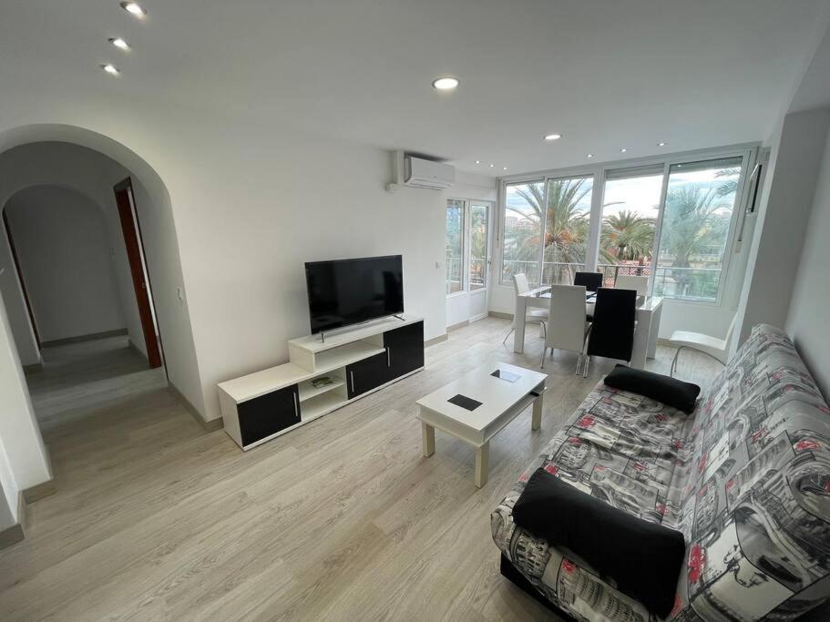 Apartment Near The Sea Torrevieja