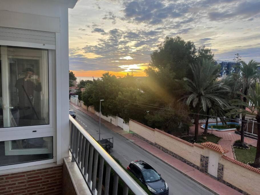 Apartment Near The Sea