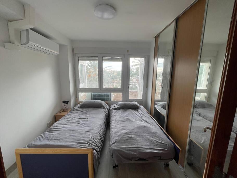 Apartment Near The Sea
