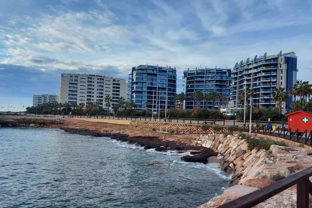 Apartment Near The Sea *